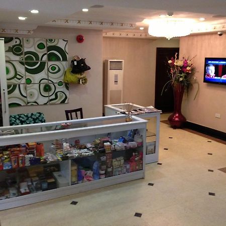 Grandbee Suites Ikeja Zewnętrze zdjęcie