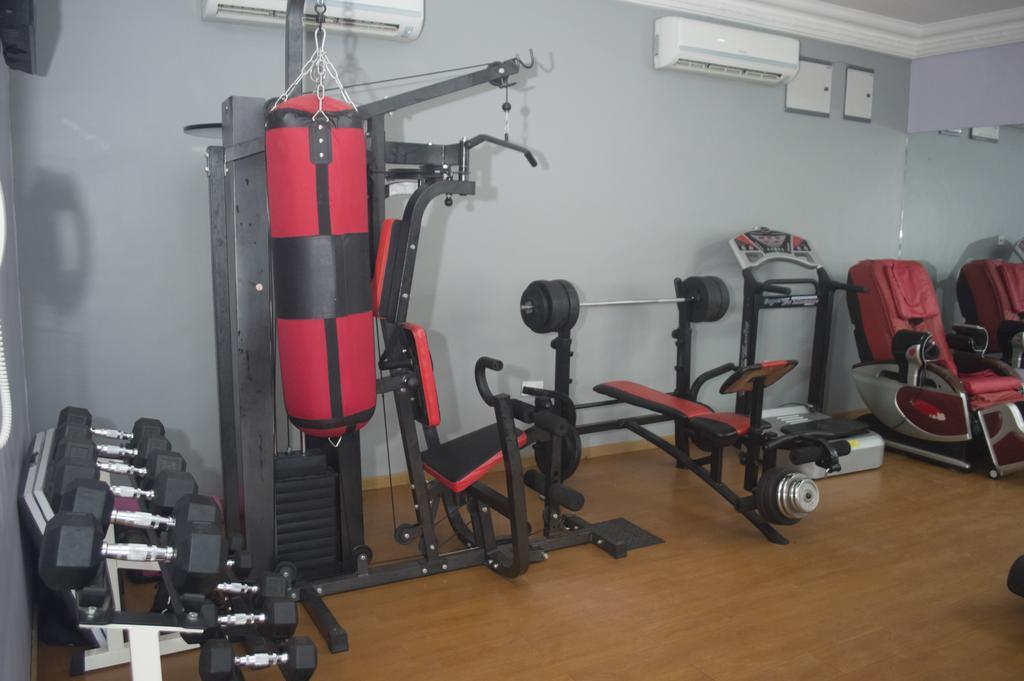 Grandbee Suites Ikeja Zewnętrze zdjęcie