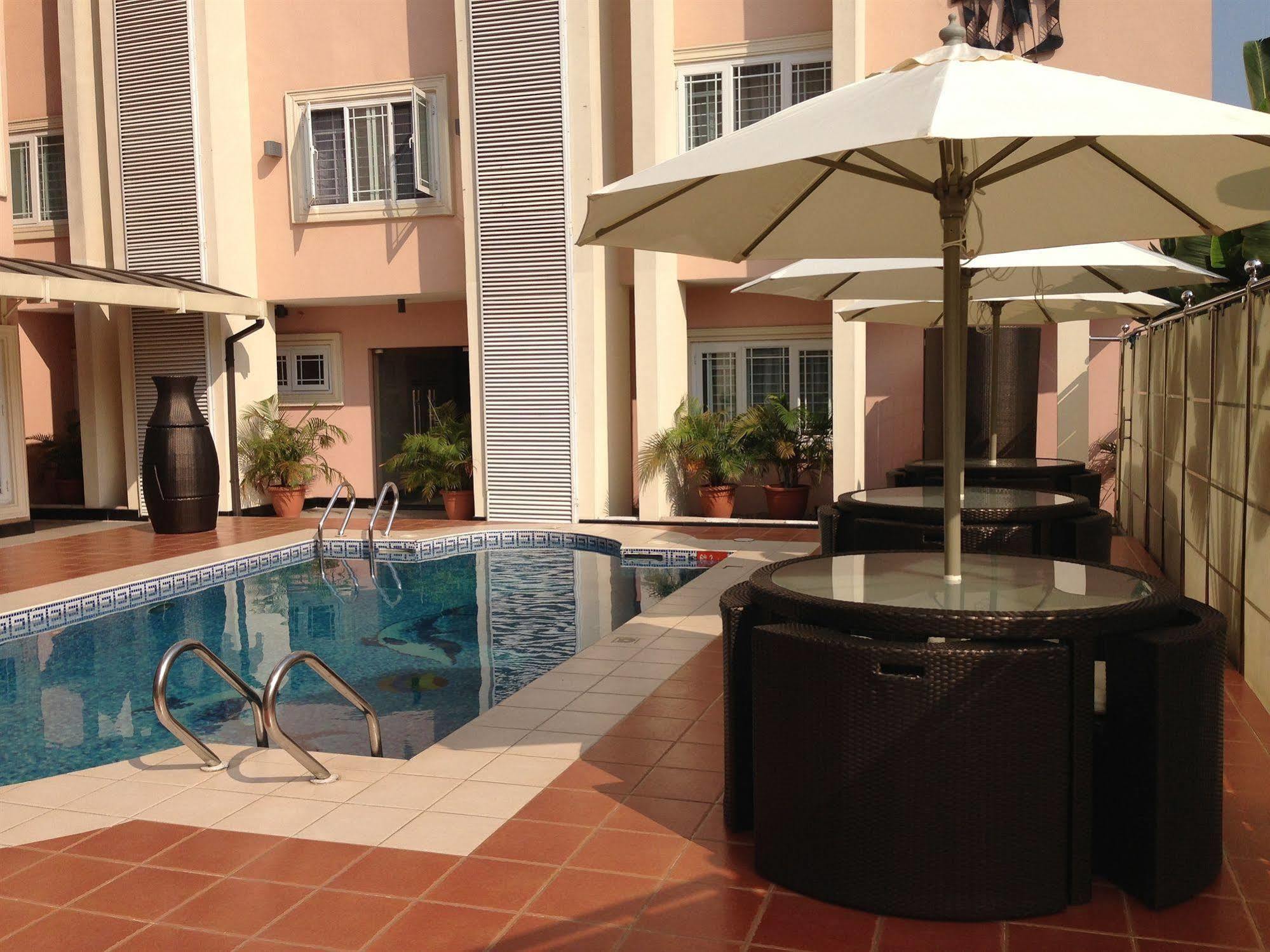 Grandbee Suites Ikeja Zewnętrze zdjęcie
