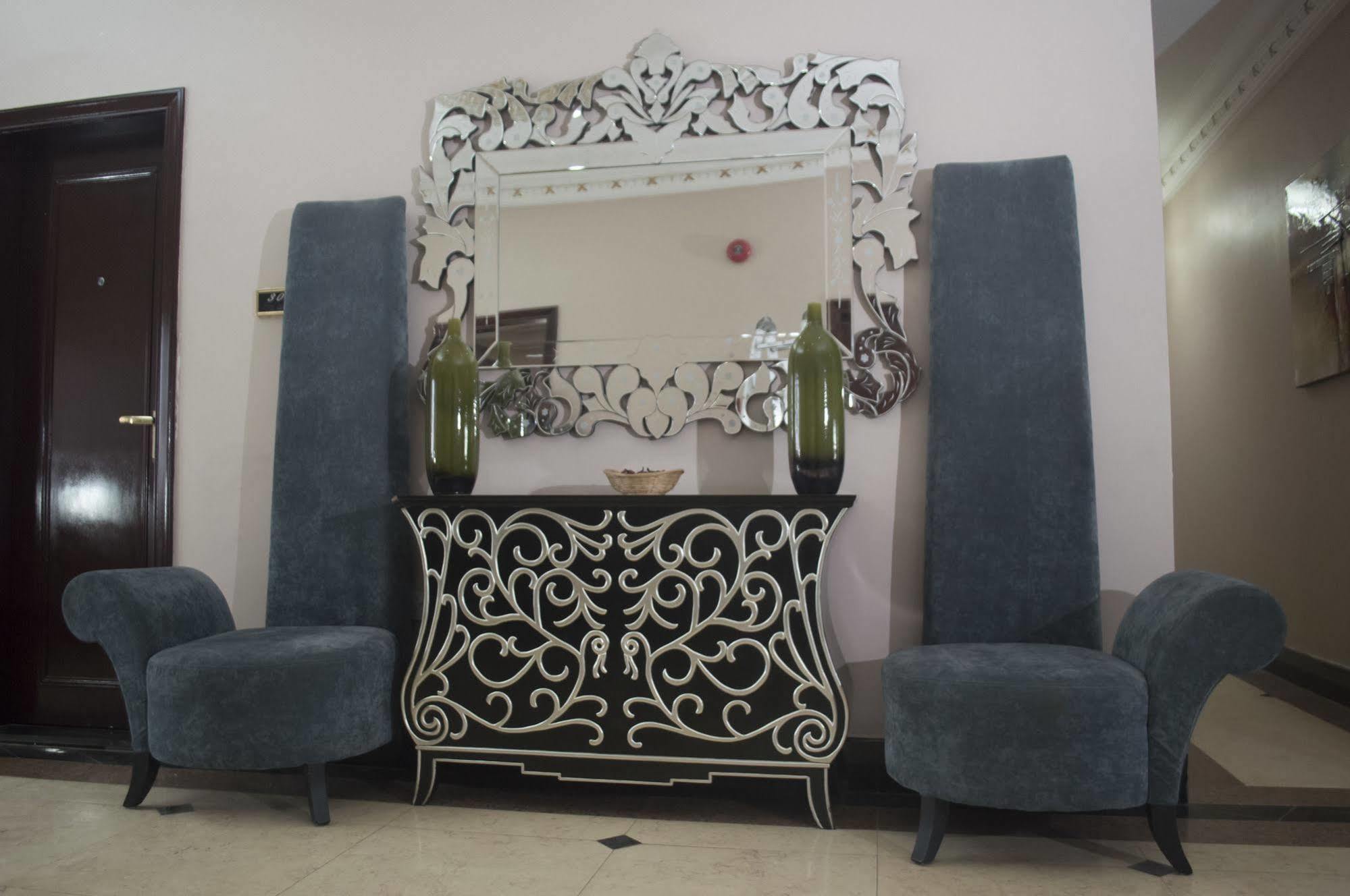 Grandbee Suites Ikeja Zewnętrze zdjęcie